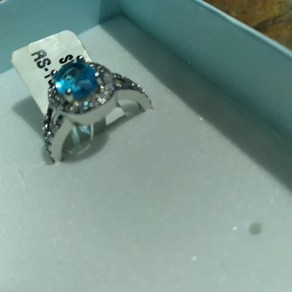 ⚘️ 18K White Gold Plated Size 5 Aquamarine CZ ring 💍 😲 - Picture 7 of 14